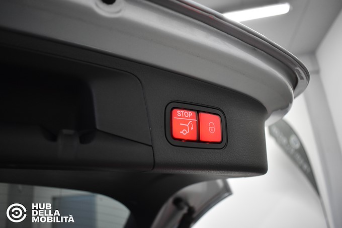 MERCEDES-BENZ GLA 200 d Automatic AMG Line Advanced Plus